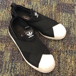 Adidas super star slip on women’s 6.5
